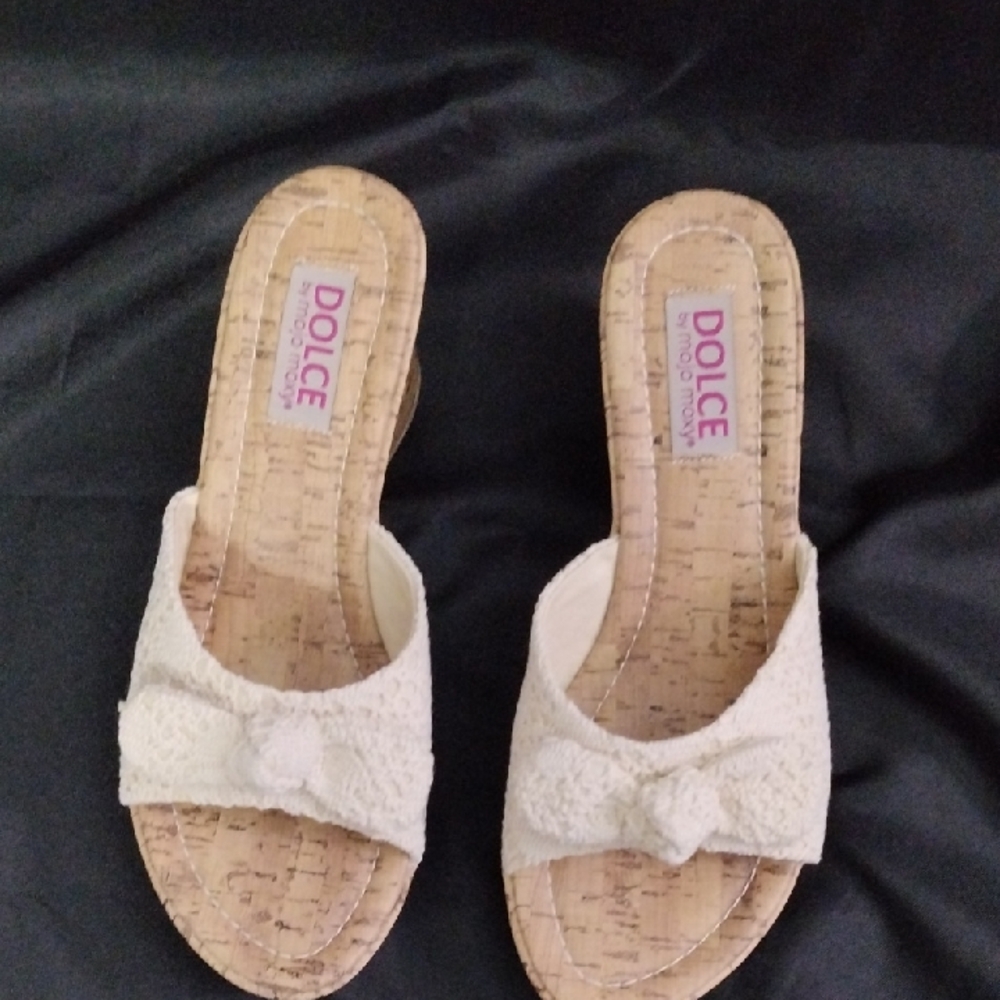 Mojo Moxy Beige Bow Mules